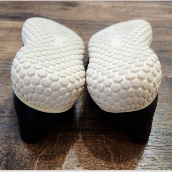 L'Amour Des Pieds Zohndra Woven Knit Slip On Sneakers - Picture 9 of 11